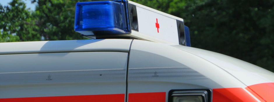 Lkw-Fahrer übersieht Mann in Schacht