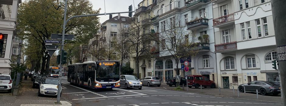 Angriff auf Wiesbadener Bus: Täter flüchtet in Reisinger-Anlagen