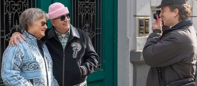 Streetwear-Star mit 80 Jahren: „Gramps" begeistert Millionen