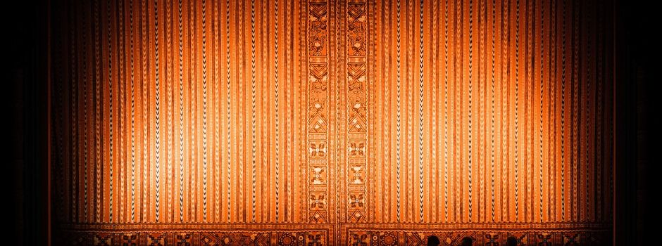 Kinder begeistern mit farbenfrohem Theaterstück