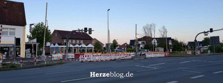 Bahnübergang an der B64 aufgrund technischer Störung erneut gesperrt