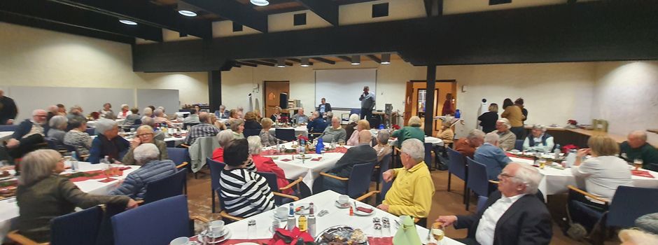 🎄 Besinnlicher Seniorennachmittag mit Humor und Weihnachtsstimmung