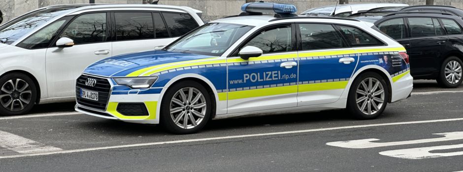 Volltrunkener Autofahrer trinkt bei Polizeikontrolle in Mainz weiter Alkohol