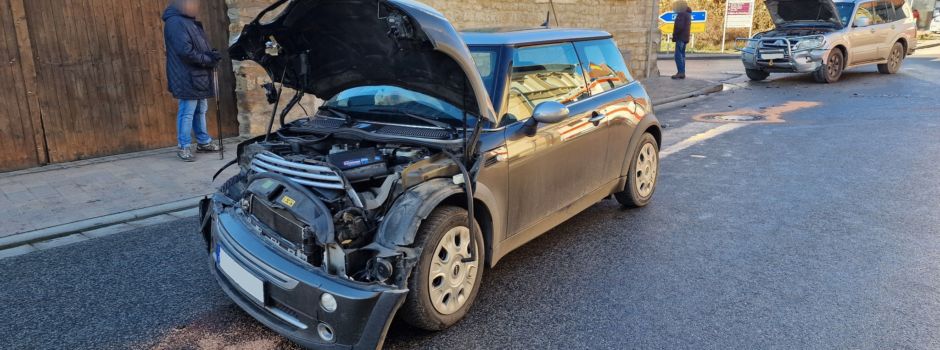 Vollsperrung nach Verkehrsunfall bei Biebelnheim – Frau (23) verletzt