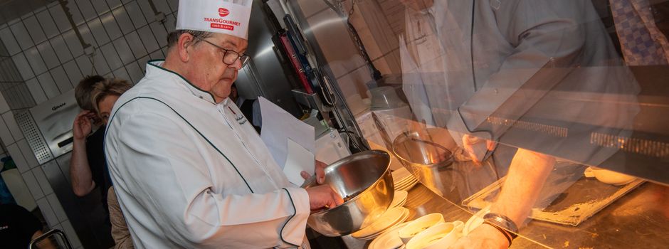 „Warmes von Herzen“ in Koblenz: Letztes Dinner für Wohnungslose unter Leitung von Mundel