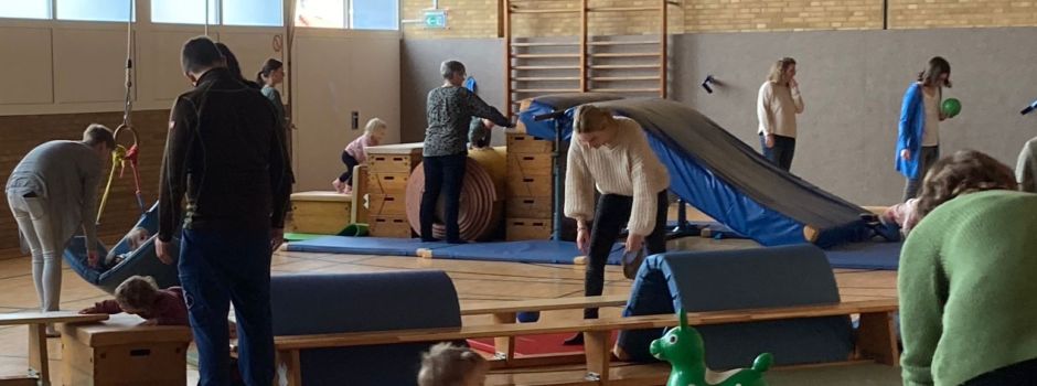Eltern-Kind-Turnen beim Sportverein Victoria Clarholz