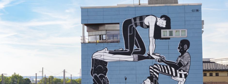 Zeichen der Demokratie: Beginn mit dem Mural zum Friedensfest 2024