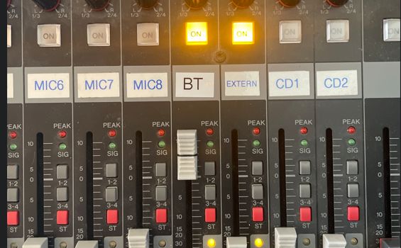 Audio-Mischpult hat jetzt Bluetooth