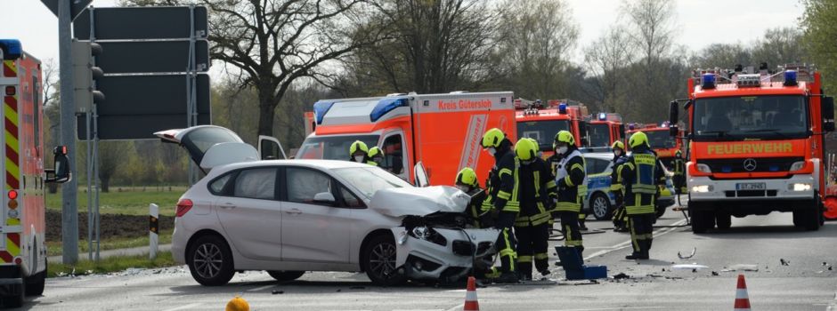 Gütersloher Straße: Verkehrsunfall mit vier Verletzten