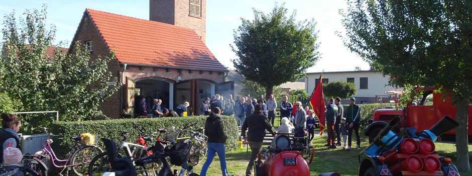 Den 50 Jahre alten Feuerwehr-W50 würdig gefeiert