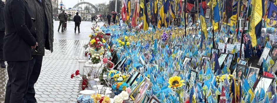 Baerbock verlangt von Putin Waffenruhe ohne Vorbedingungen