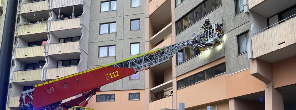 Feuer in Elsa-Brändström-Straße