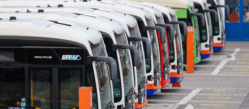 Unternehmen rätselt über 15-jährigen Busentführer