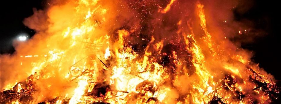 Biikebrennen in Hörnum - Tjen di Biiki ön