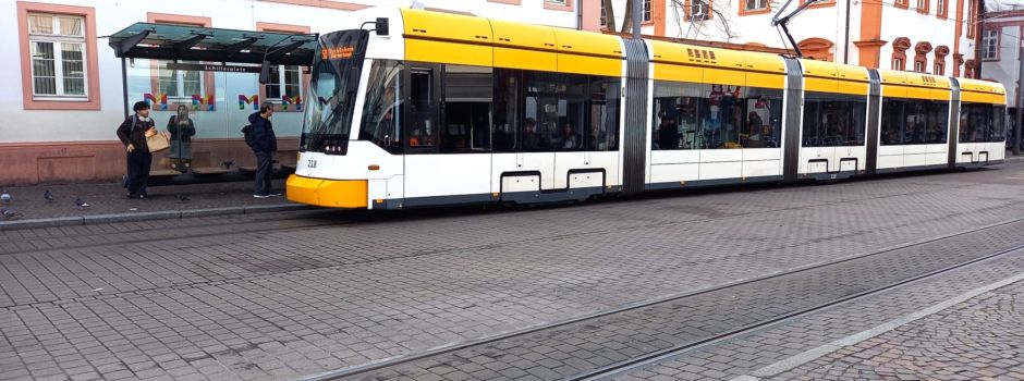 Frau (31) in Mainzer Straßenbahn belästigt, bespuckt und beleidigt