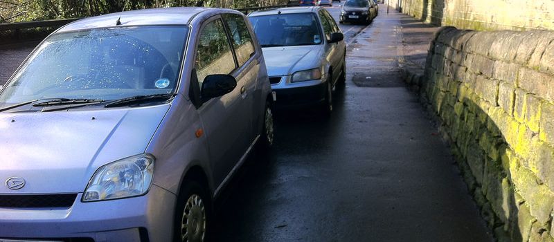 Ärger um Gehwegparken in Mainz hält an: Stadt weist Kritik deutlich zurück