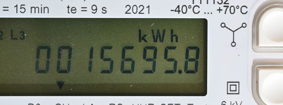 Deutsche Haushalte zahlen vergleichsweise viel für Strom