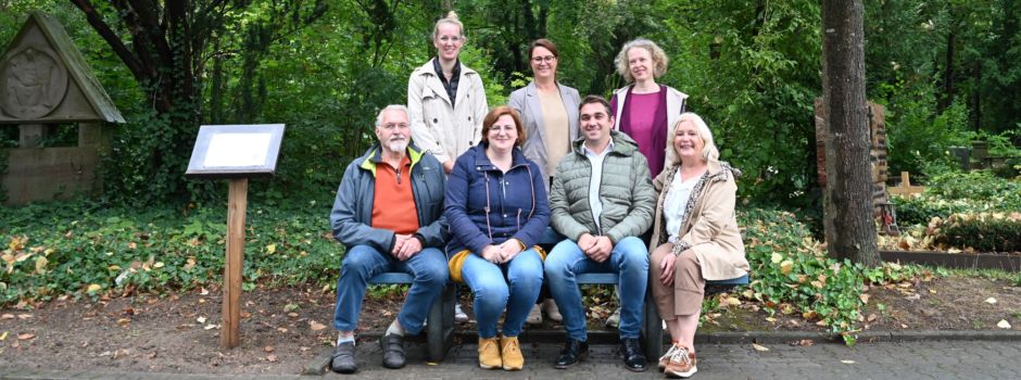 Erste Plauderbank in Worms aufgestellt