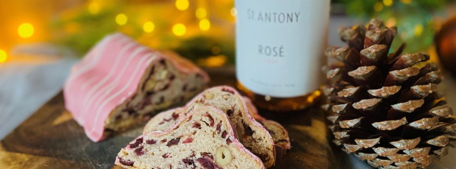 Rosarote Weihnacht: Backhaus Schröer und Weingut St. Antony entwickeln Rosé Stollen