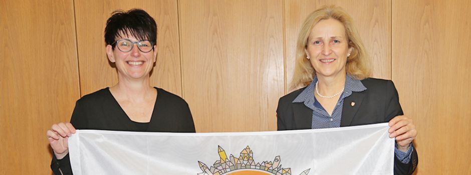 Schneverdingen zeigt Flagge