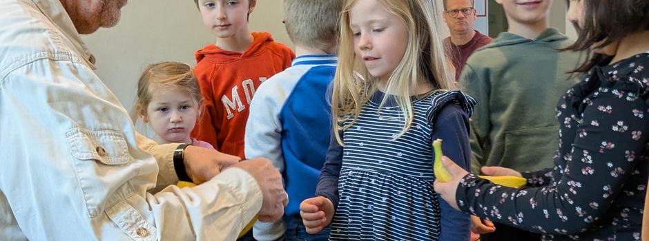 Banana-Day in der Kita: Von fairem Handel und krummem Obst...
