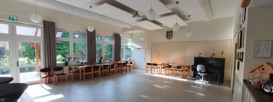 Moderne Tische für das Bürgerhaus Twedt
