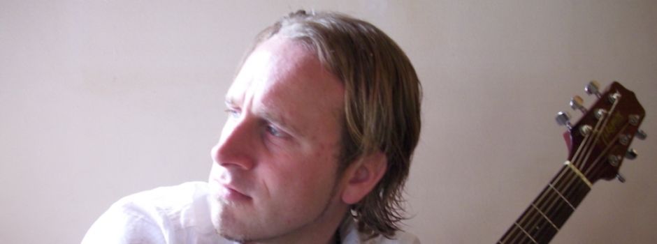 Jason Foley spielt in Horneburger Eis Café Dante