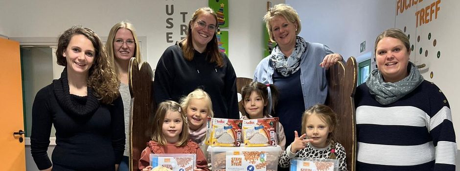 Basarfrauen Limbach übergeben Spielzeugspende an Kita Luckenbach
