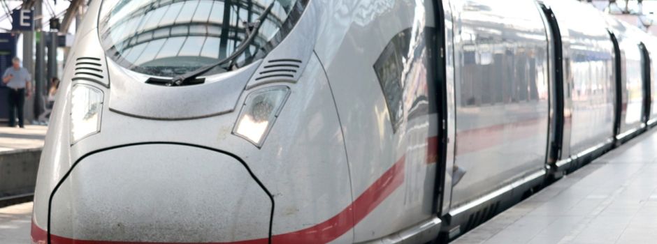 Bericht: Hat Ex-Wiesbaden-Fußballer in ICE randaliert?