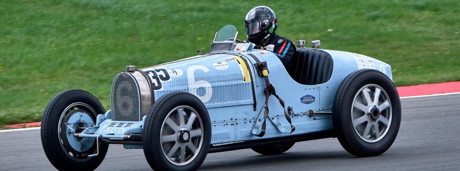 Historische Rennwagen erobern Nürburgring: Der Oldtimer-Grand-Prix 2025