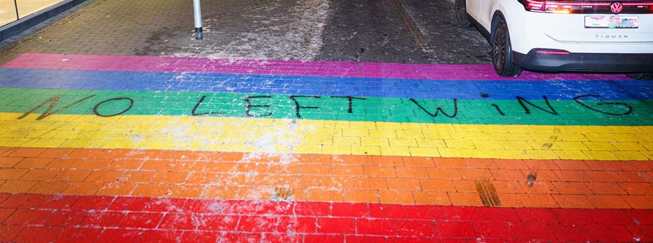 Mainzer Regenbogen-Zebrastreifen erneut beschmiert: Polizei ermittelt