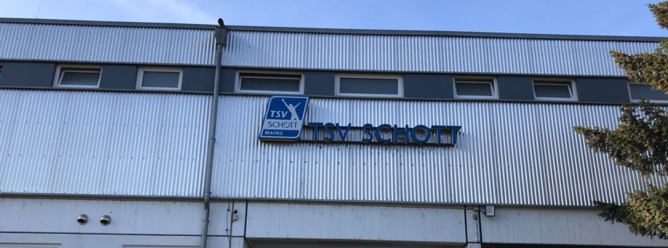 Aufstieg in Regionalliga: Großer Jubel beim TSV Schott Mainz