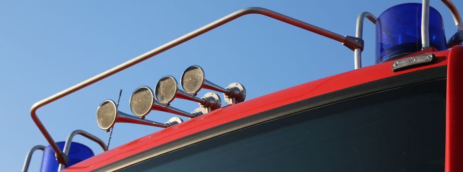 Brand eines Mehrfamilienhauses verursacht 200.000 Euro Schaden