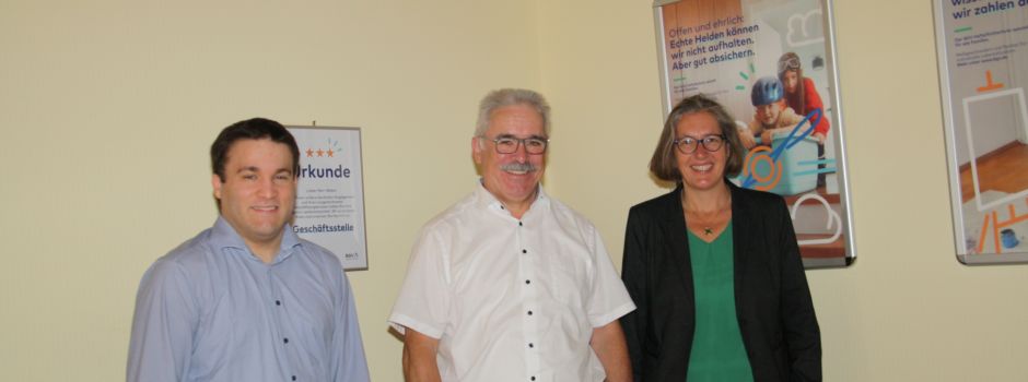 Besuch beim Versicherungsbüro Weber