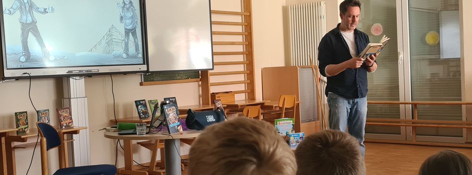 Kinderbuchautor Björn Berenz zu Gast in der Grundschule Thür
