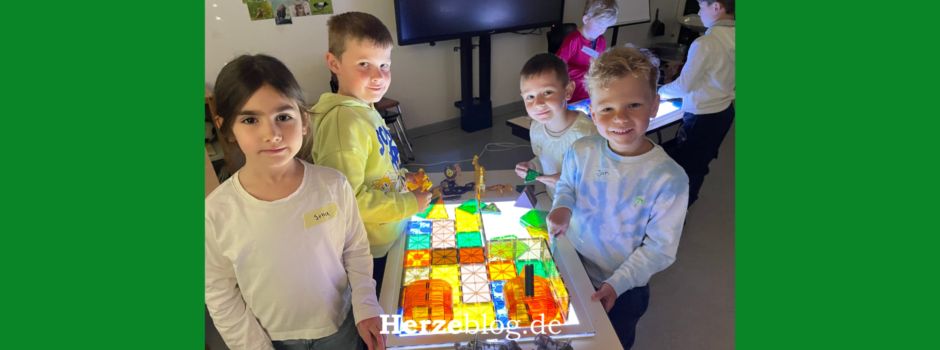 Kreativität & Teamgeist: CJD-Kita-Kinder und Erstklässler der Bolandschule erschaffen tierische Abenteuer mit Magneten