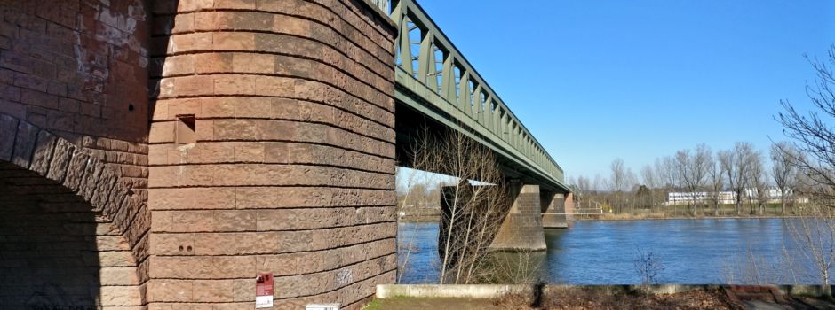 Verkehrsbehinderungen auf der Mainzer Rheinallee angekündigt