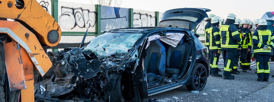 25-Jähriger kracht bei Eltville in Lkw und wird schwer verletzt