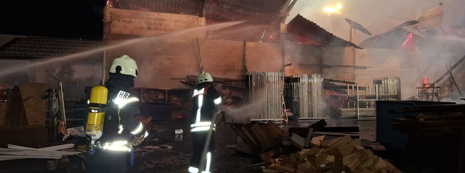 Gebäudebrand im Gewerbegebiet Brohltal-Ost