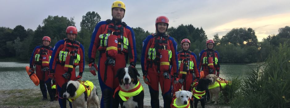 Mutige Lebensretter: Die vierbeinigen Helfer der Wasserwacht Augsburg