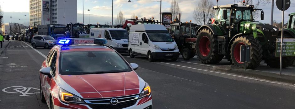 Bauernproteste: Unnötige Notrufe halten Wiesbadener Feuerwehr auf