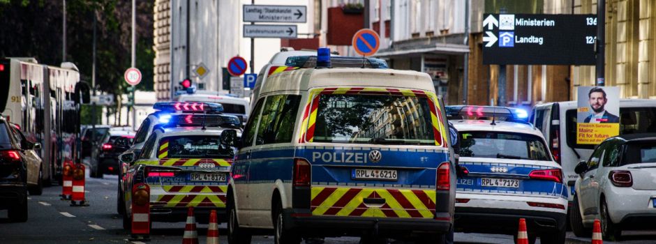 „Letzte Generation“ blockiert Kaiserstraße in Mainz erneut