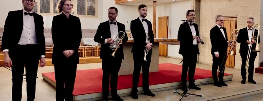 „Medical Brass“ Ärzte spielen für „Ärzte ohne Grenzen“ Benefizkonzert von Musikern aus verschiedenen Ärzteorchestern