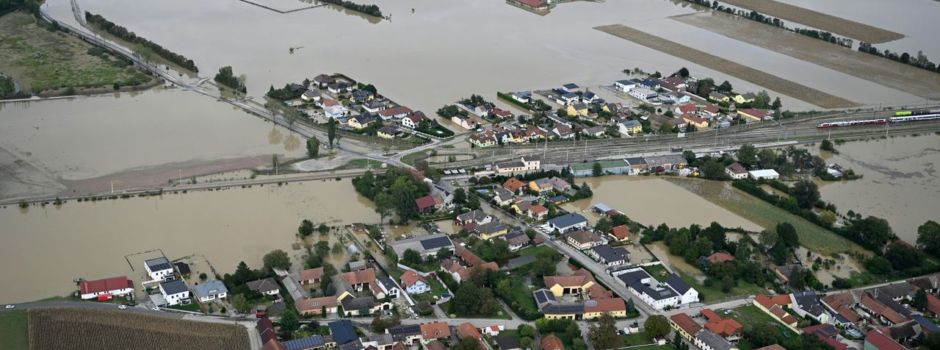 Überschwemmungen in Deutschland - Regen über Polen zieht ab