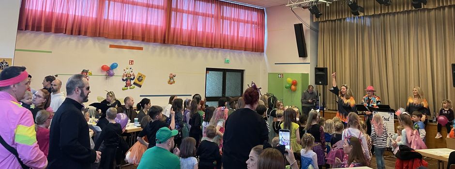 Kleine Narren ganz groß - Kindermaskenball begeistert Rüdigheim
