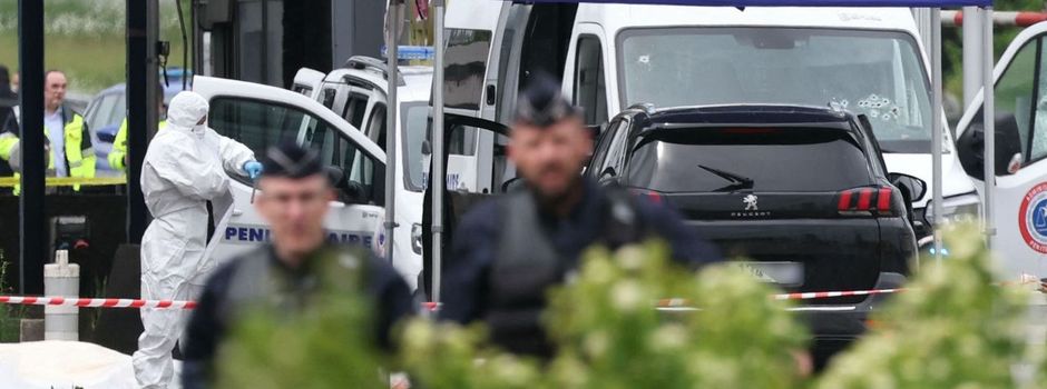 Nach Überfall auf Gefangenentransport: Häftling flüchtig