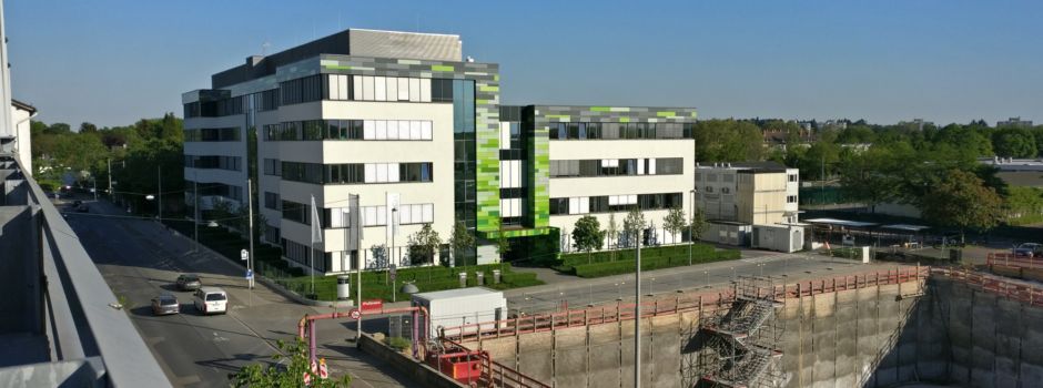 „Schlichtweg verwerflich“ – Mainzer Arzt Trabert rechnet mit Biontech ab