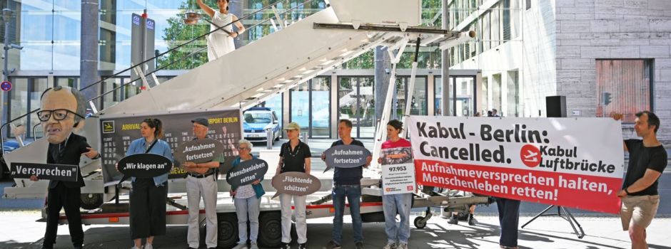 Bundesregierung muss Afghanen mit Zusage Visa erteilen