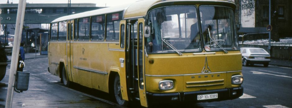 Neue Weintour im historischen Postbus