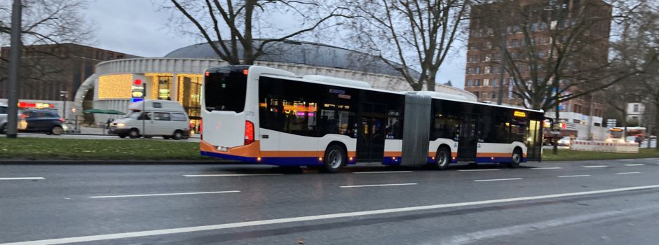 Wiesbadener Busfahrer beleidigt und geschlagen